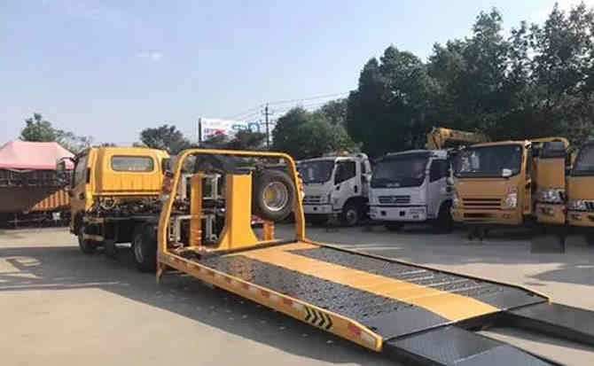 美姑汽车中途维修案例