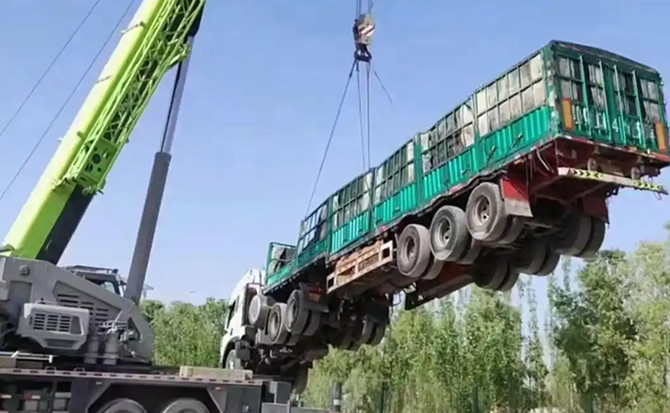 美姑道路脱困救援案例